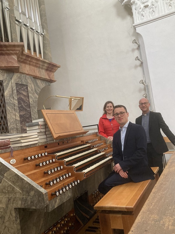 Bild "Pfarrei Gotteszell:Jann-Orgel-Jubilaeum-25-1.jpg"