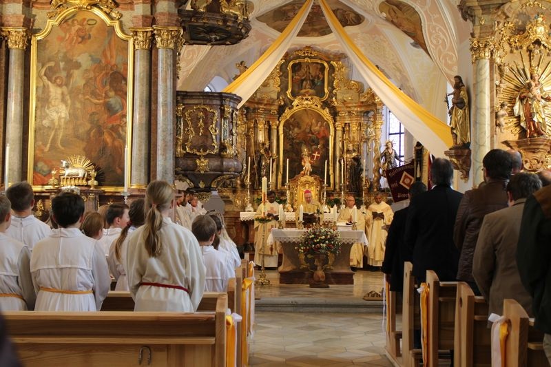 Bild "Pfarrei Patersdorf:Wiedereroeffnung_der_Kirche_Nachbericht_Bild_6.JPG"