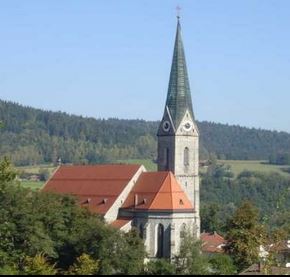 Bild "Pfarrei Teisnach:Pfarrkirche_Teisnach.jpg"