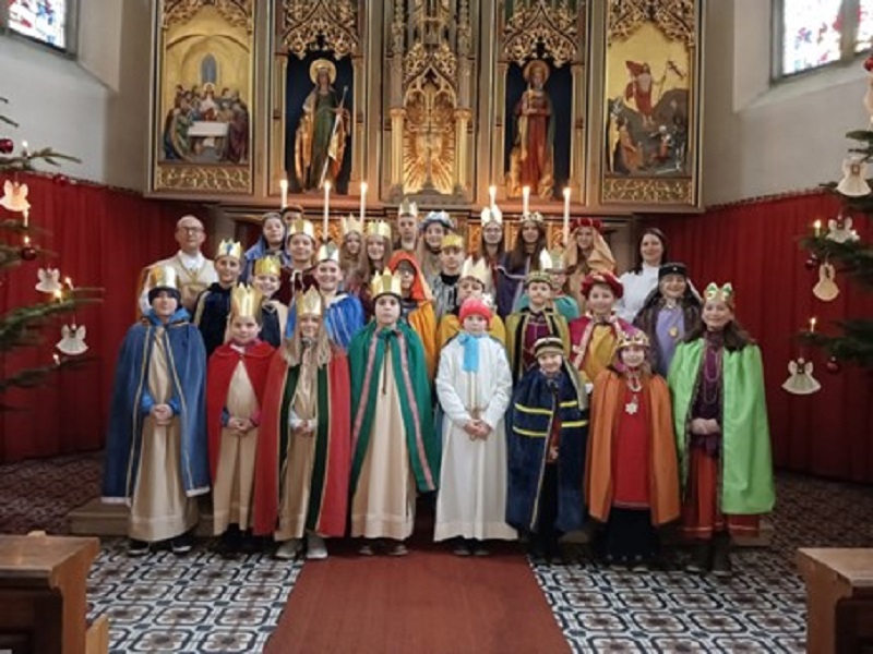 Bild "Pfarreiengemeinschaft:Sternsinger-Teisnach-2023.jpg"