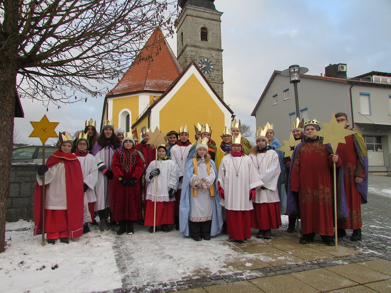 Bild "Pfarreiengemeinschaft:Sternsinger_Patersdorf.JPG"